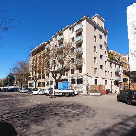 Cenisio New Cozy Apartment-3